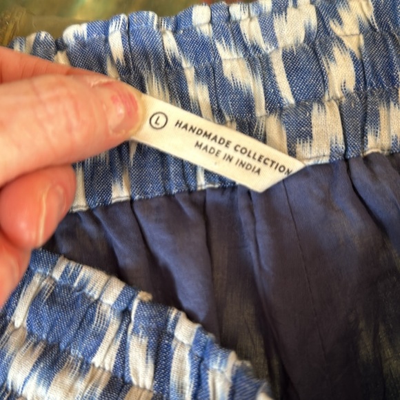 Mirth Track Shorts in Azure Ikat, Large - Picture 11 of 11